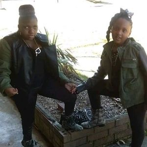 Meet your Posher, Regina